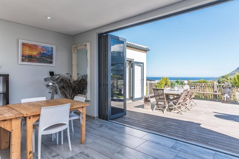 7 Bedroom Property for Sale in San Michel Western Cape